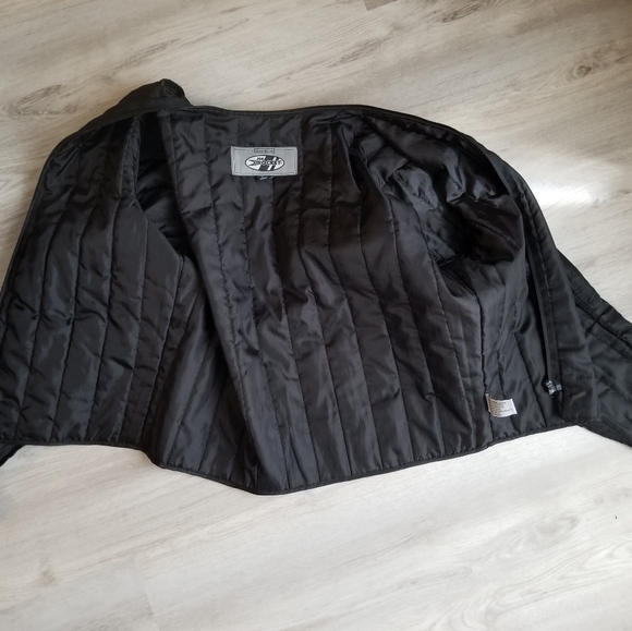 Motorcycle Riding Jacket - Picture 6 of 7